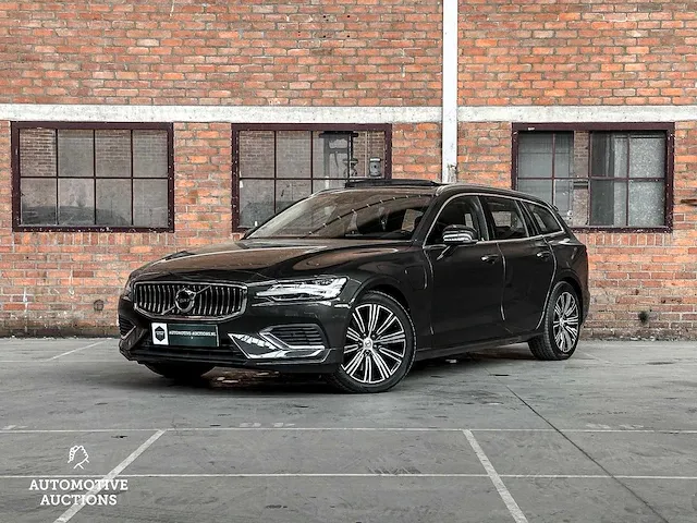 Volvo v60 2.0 t8 twin engine awd inscription 390pk 2019 plug-in hybrid, l-643-gp - afbeelding 1 van  62