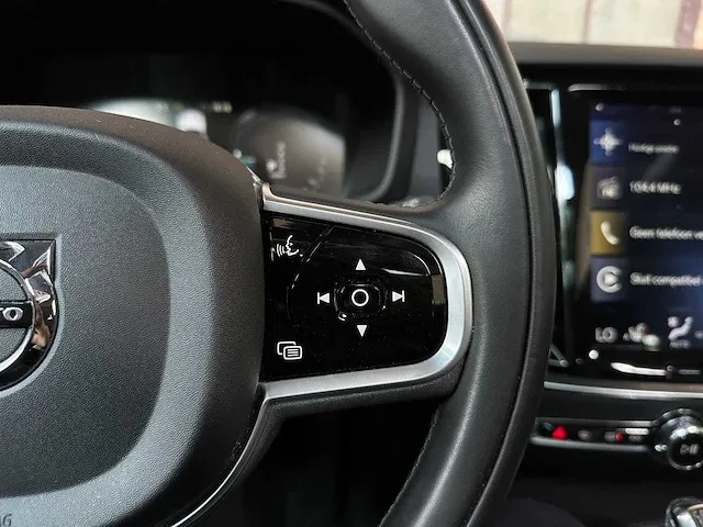 Volvo v60 2.0 t8 twin engine awd inscription 390pk 2019 plug-in hybrid, l-643-gp - afbeelding 26 van  62