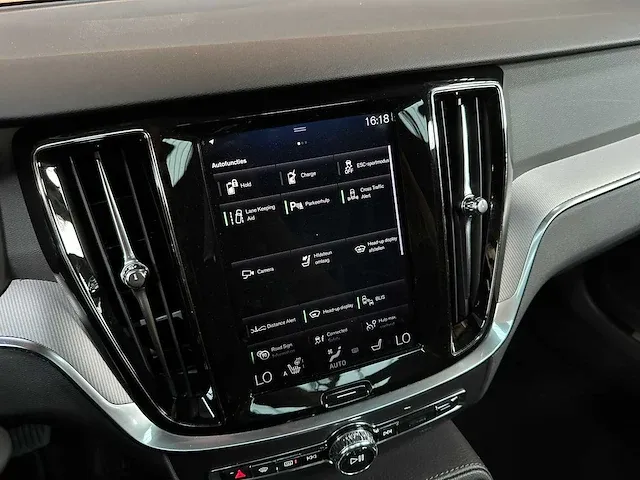 Volvo v60 2.0 t8 twin engine awd inscription 390pk 2019 plug-in hybrid, l-643-gp - afbeelding 37 van  62