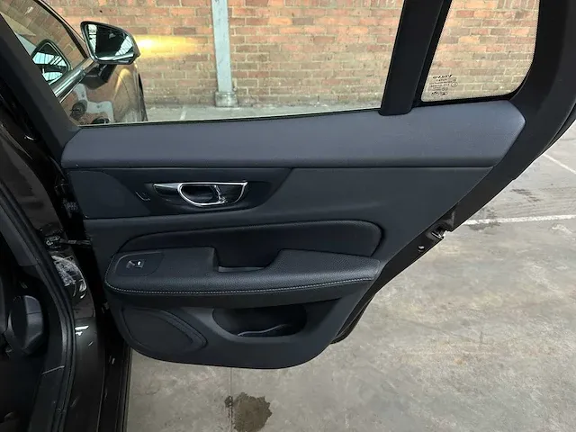 Volvo v60 2.0 t8 twin engine awd inscription 390pk 2019 plug-in hybrid, l-643-gp - afbeelding 47 van  62