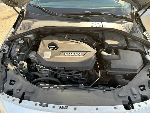 Volvo v60 2012 benzine - afbeelding 30 van  41
