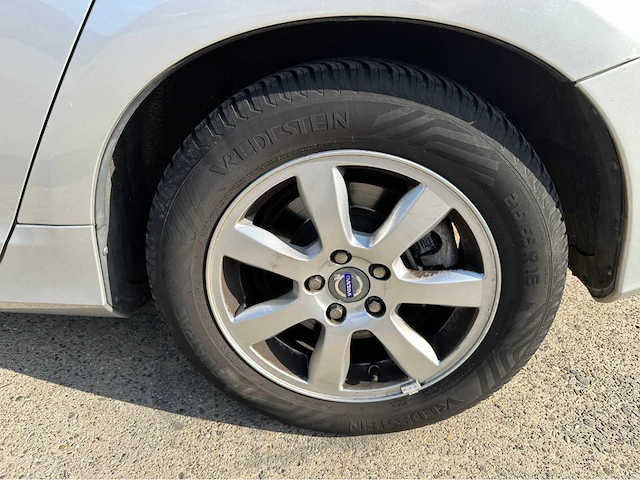 Volvo v60 2012 benzine - afbeelding 32 van  41