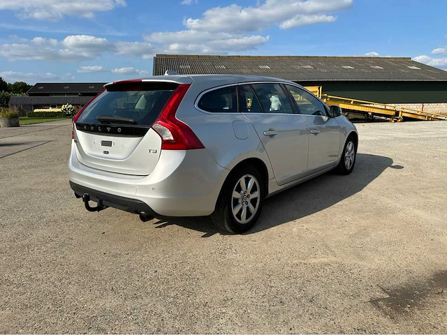 Volvo v60 2012 benzine - afbeelding 37 van  41