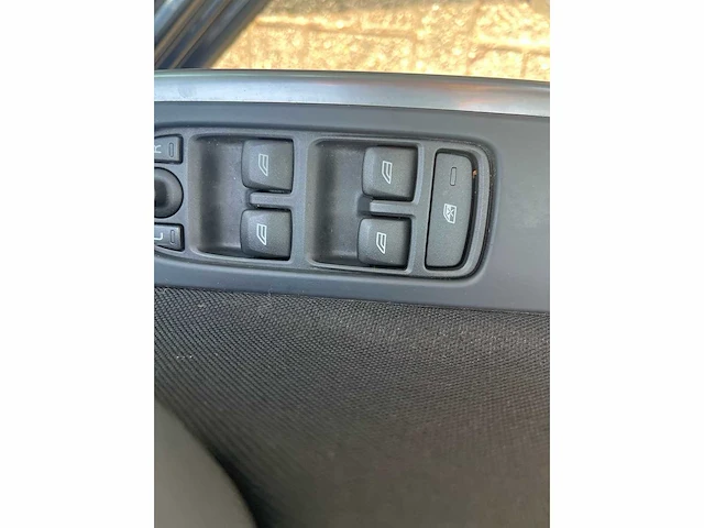 Volvo v60 2.0t kinetic, 39-pns-1 - afbeelding 7 van  22