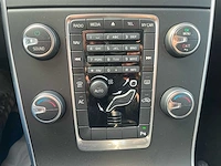 Volvo v60 2.0t kinetic, 39-pns-1 - afbeelding 9 van  22