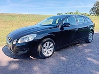 Volvo v60 2.0t kinetic, 39-pns-1 - afbeelding 1 van  22