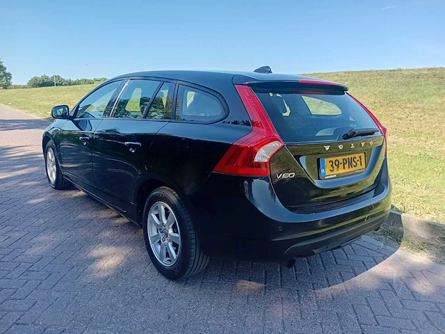 Volvo v60 2.0t kinetic, 39-pns-1 - afbeelding 16 van  22
