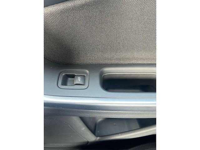 Volvo v60 2.0t kinetic, 39-pns-1 - afbeelding 4 van  22