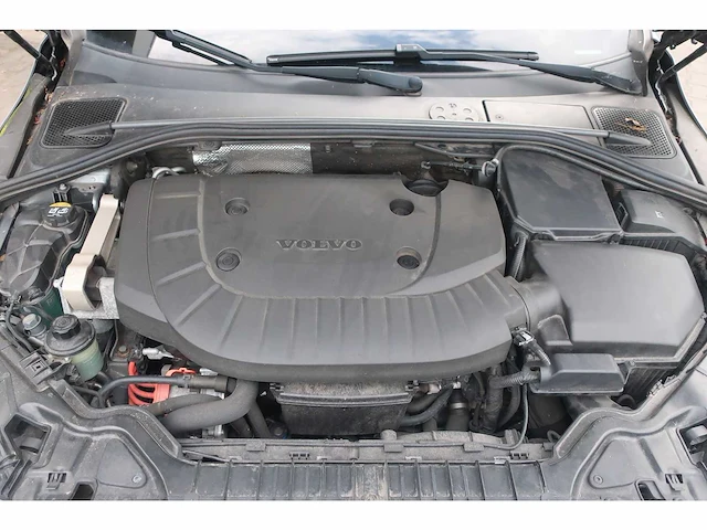 Volvo v60 2.4 d5 tw.en. l. ed, kf-193-f - afbeelding 8 van  17