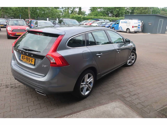 Volvo v60 2.4 d5 tw.en. l. ed, kf-193-f - afbeelding 11 van  17