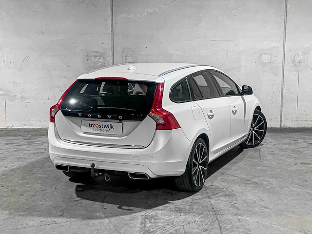 Volvo v60 2.4 d5 twin engine special edition 215pk 2015, gz-344-n - afbeelding 4 van  51