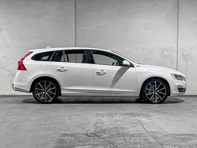 Volvo v60 2.4 d5 twin engine special edition 215pk 2015, gz-344-n - afbeelding 51 van  51