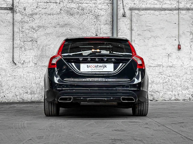 Volvo v60 2.4 d6 awd pl.i sum. 215pk 2013, 4-sjx-92 - afbeelding 3 van  39