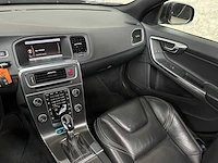 Volvo v60 2.4 d6 awd pl.i sum. 215pk 2013, 4-sjx-92 - afbeelding 11 van  39