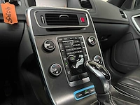 Volvo v60 2.4 d6 awd pl.i sum. 215pk 2013, 4-sjx-92 - afbeelding 13 van  39