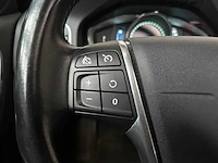 Volvo v60 2.4 d6 awd pl.i sum. 215pk 2013, 4-sjx-92 - afbeelding 17 van  39