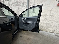 Volvo v60 2.4 d6 awd pl.i sum. 215pk 2013, 4-sjx-92 - afbeelding 25 van  39