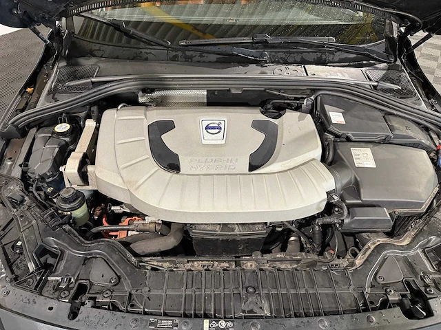 Volvo v60 2.4 d6 awd pl.i sum, 3-svt-51 - afbeelding 4 van  13