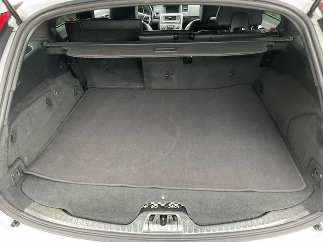 Volvo v60 2.4 d6 awd plug-in hybrid summum - 2013 | 5-sts-39 - afbeelding 4 van  30