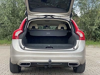 Volvo v60 2.4 d6 awd plug-in hybrid summum 2013 | 5-shn-41 - afbeelding 20 van  34
