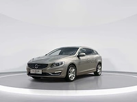 Volvo v60 2.4 d6 awd plug-in hybrid summum 2013 | 5-shn-41 - afbeelding 12 van  34