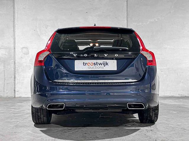 Volvo v60 2.4 d6 awd plug-in hybrid summum 286pk 2014, 4-tjx-19 - afbeelding 17 van  81