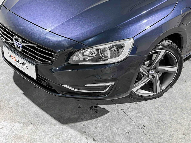 Volvo v60 2.4 d6 awd plug-in hybrid summum 286pk 2014, 4-tjx-19 - afbeelding 45 van  81