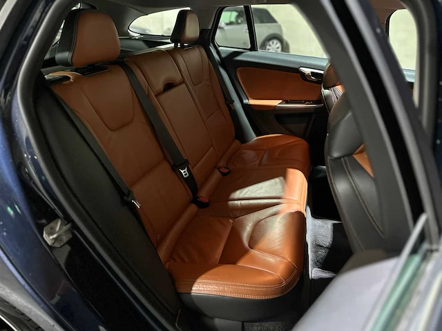 Volvo v60 2.4 d6 awd plug-in hybrid summum 286pk 2014, 4-tjx-19 - afbeelding 60 van  81