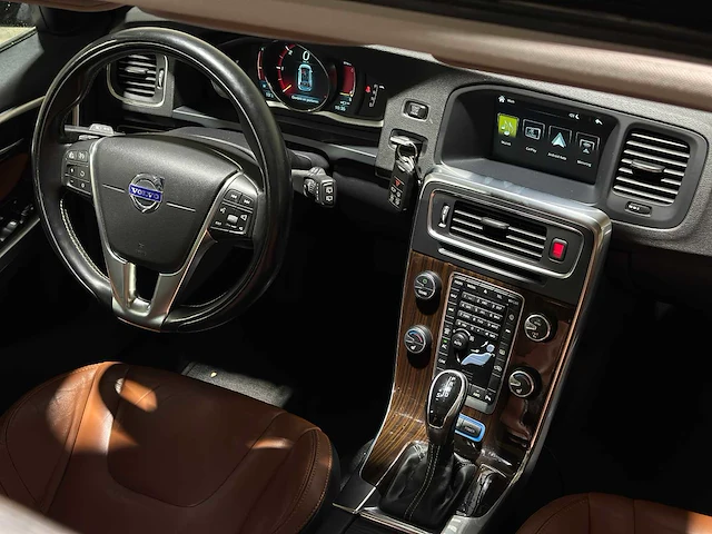 Volvo v60 2.4 d6 awd plug-in hybrid summum 286pk 2014, 4-tjx-19 - afbeelding 71 van  81