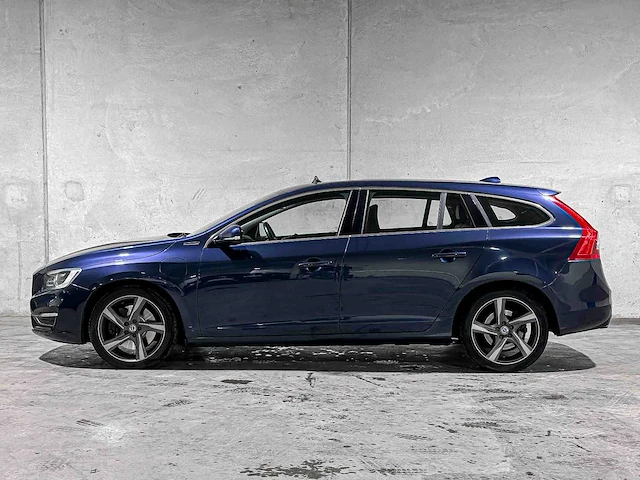 Volvo v60 2.4 d6 awd plug-in hybrid summum 286pk 2014, 4-tjx-19 - afbeelding 26 van  81