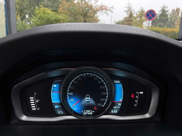 Volvo v60 2.4 d6 awd plug in hybrid summum automaat, 9-tbl-83 - afbeelding 13 van  24