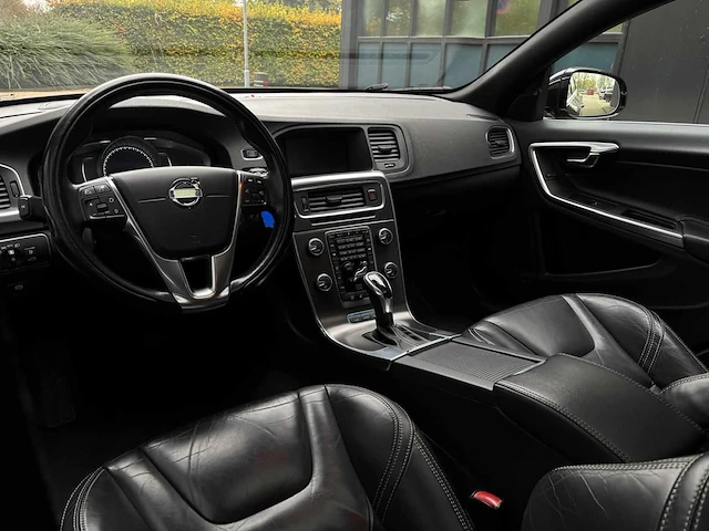 Volvo v60 2.4 d6 awd plug in hybrid summum automaat, 9-tbl-83 - afbeelding 21 van  24