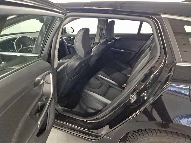 Volvo v60 2.4 d6 tw.en. summum , hf-080-j - afbeelding 18 van  21