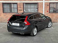 Volvo v60 2.4 d6 twin engine momentum 220pk 2015, hn-681-h - afbeelding 3 van  44