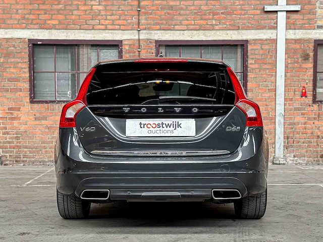 Volvo v60 2.4 d6 twin engine momentum 220pk 2015, hn-681-h - afbeelding 4 van  44