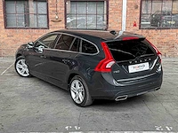 Volvo v60 2.4 d6 twin engine momentum 220pk 2015, hn-681-h - afbeelding 7 van  44