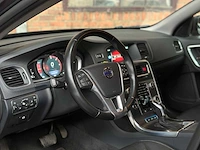 Volvo v60 2.4 d6 twin engine momentum 220pk 2015, hn-681-h - afbeelding 10 van  44