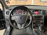 Volvo v60 2.4 d6 twin engine momentum 220pk 2015, hn-681-h - afbeelding 11 van  44