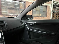 Volvo v60 2.4 d6 twin engine momentum 220pk 2015, hn-681-h - afbeelding 24 van  44