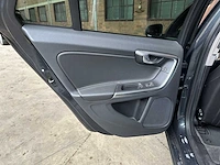 Volvo v60 2.4 d6 twin engine momentum 220pk 2015, hn-681-h - afbeelding 26 van  44