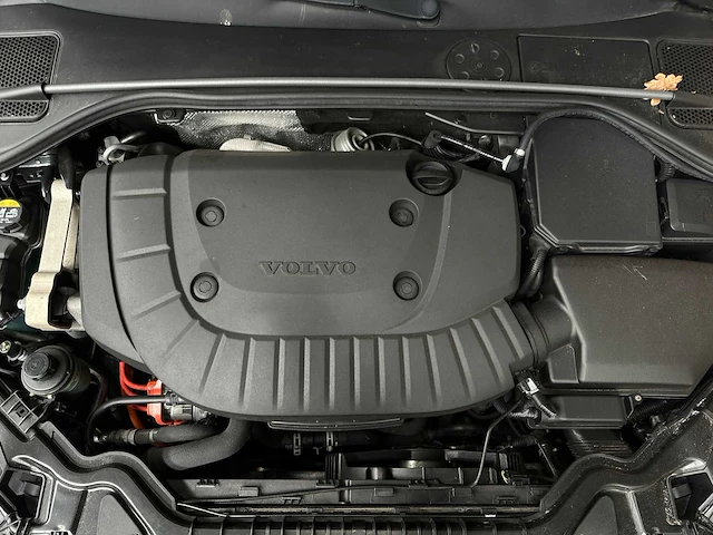 Volvo v60 2.4 d6 twin engine momentum 220pk 2015, hn-681-h - afbeelding 38 van  44