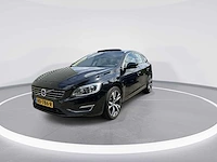 Volvo v60 2.4 d6 twin engine r-design | hd-786-r - afbeelding 25 van  31