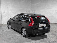 Volvo v60 2.4 d6 twin engine summum 220pk 2015 plug-in hybrid, hr-946-f - afbeelding 8 van  42