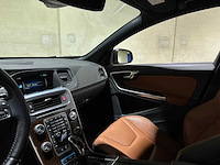 Volvo v60 2.4 d6 twin engine summum 220pk 2015 plug-in hybrid, hr-946-f - afbeelding 13 van  42