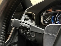 Volvo v60 2.4 d6 twin engine summum 220pk 2015 plug-in hybrid, hr-946-f - afbeelding 17 van  42