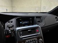 Volvo v60 2.4 d6 twin engine summum 220pk 2015 plug-in hybrid, hr-946-f - afbeelding 21 van  42