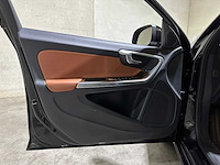 Volvo v60 2.4 d6 twin engine summum 220pk 2015 plug-in hybrid, hr-946-f - afbeelding 25 van  42