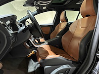 Volvo v60 2.4 d6 twin engine summum 220pk 2015 plug-in hybrid, hr-946-f - afbeelding 27 van  42