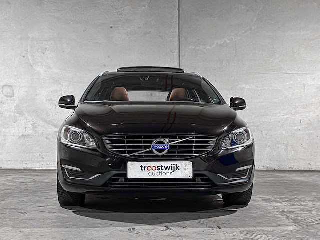 Volvo v60 2.4 d6 twin engine summum 220pk 2015 plug-in hybrid, hr-946-f - afbeelding 34 van  42