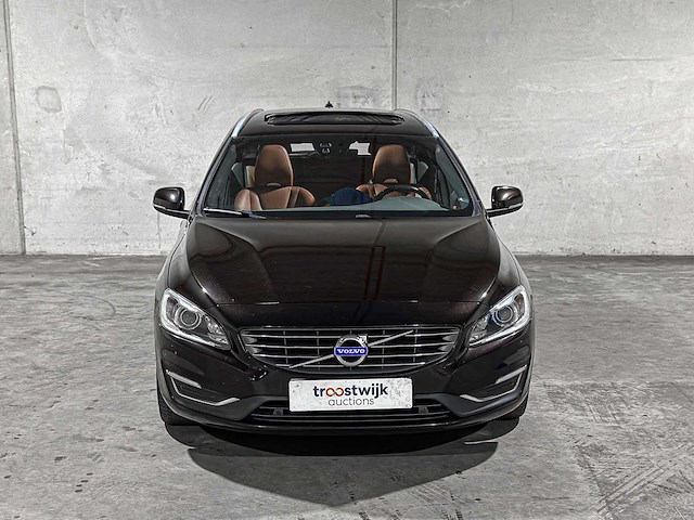 Volvo v60 2.4 d6 twin engine summum 220pk 2015 plug-in hybrid, hr-946-f - afbeelding 38 van  42